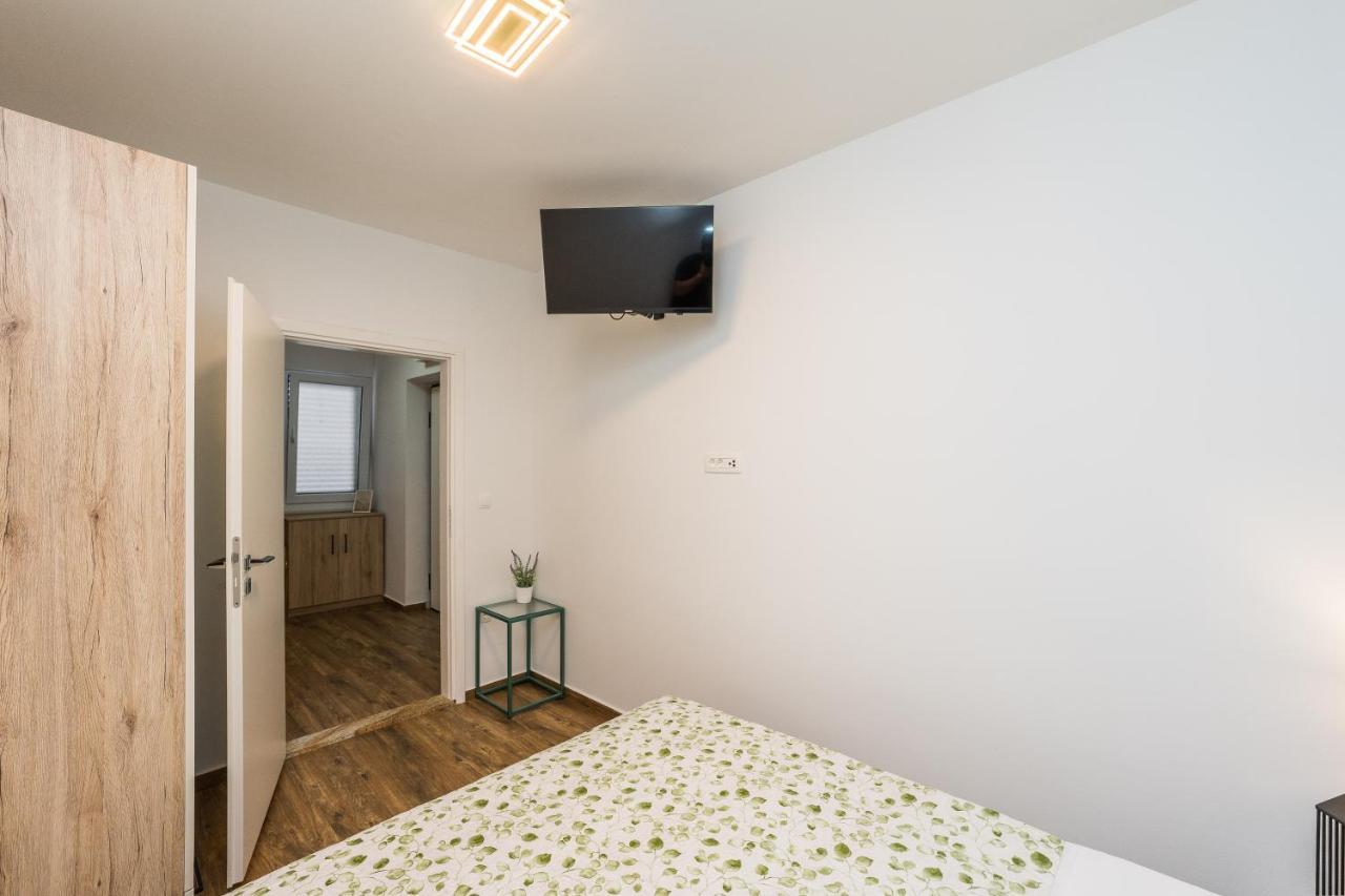 Ferienwohnung Saluto Al Sole Zadar Exterior foto